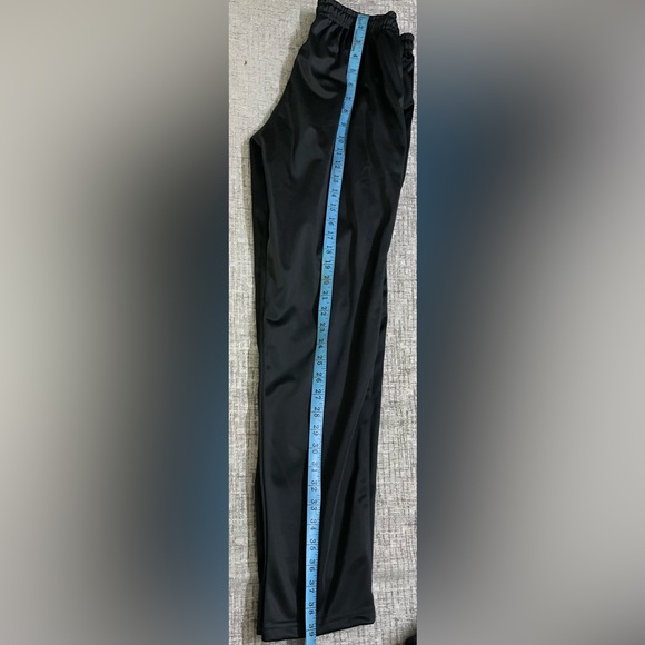 Vibrant unisex black colour track suit in breathable polyester fabric size 38 - Picture 6 of 6